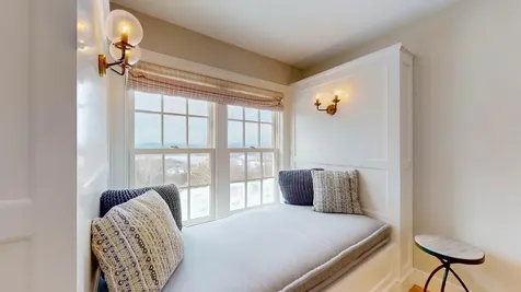 860 West Street Cornwall VT 05753