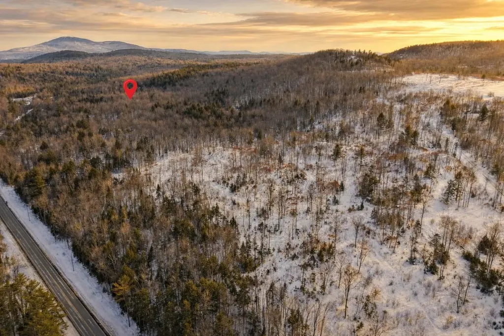 M4 L18 B13 New Hampshire Route 4a Wilmot NH 03287