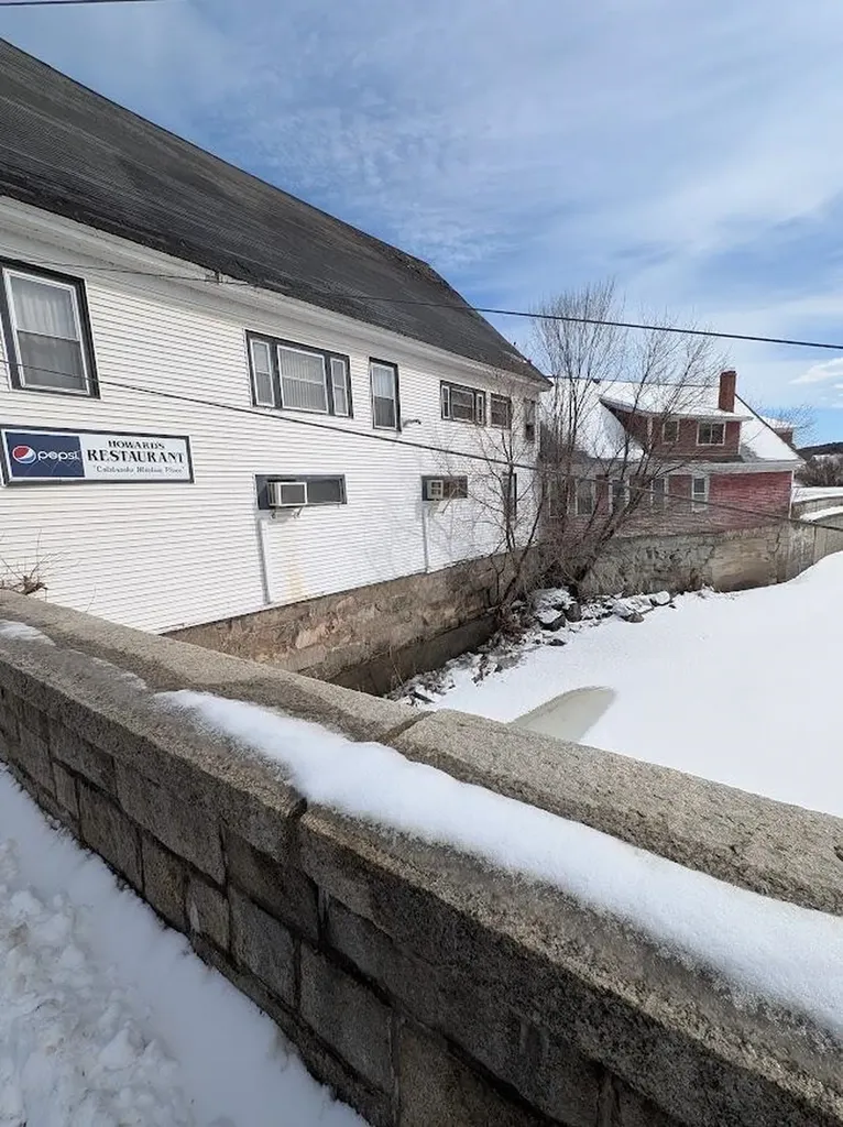 138 Main Street Colebrook NH 03576