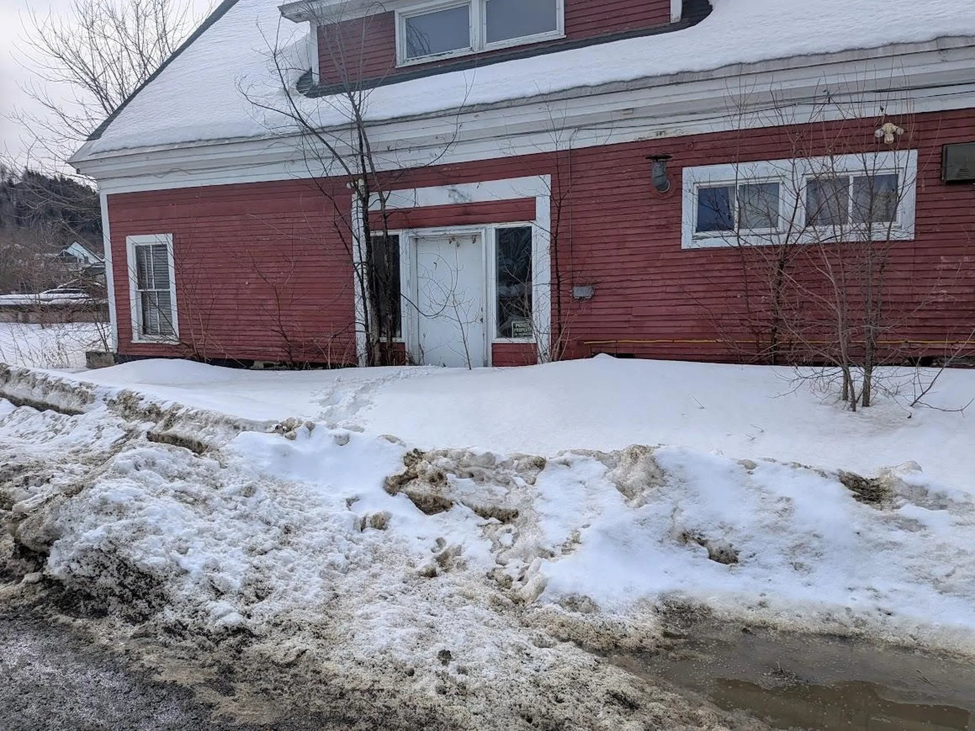 138 Main Street Colebrook NH 03576