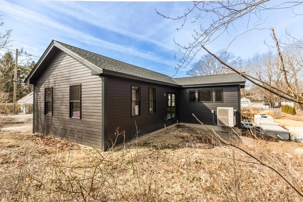 22 Pioneer Road Rye NH 03870