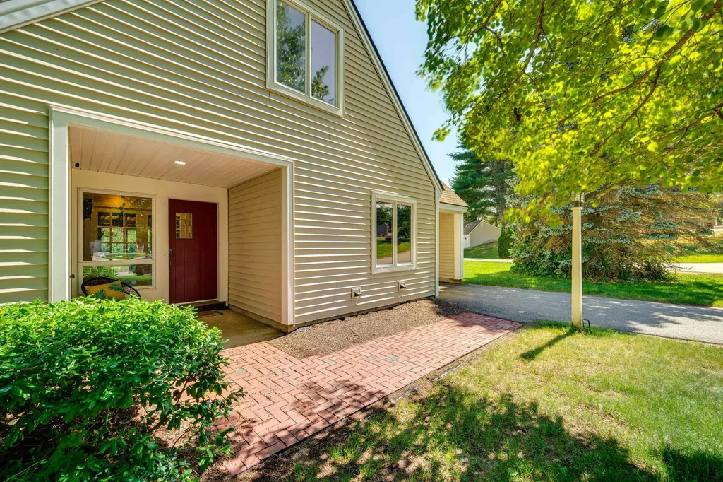 9 Fells Way Laconia NH 03246