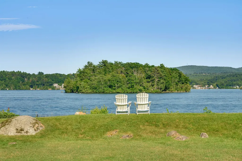 9 Fells Way Laconia NH 03246