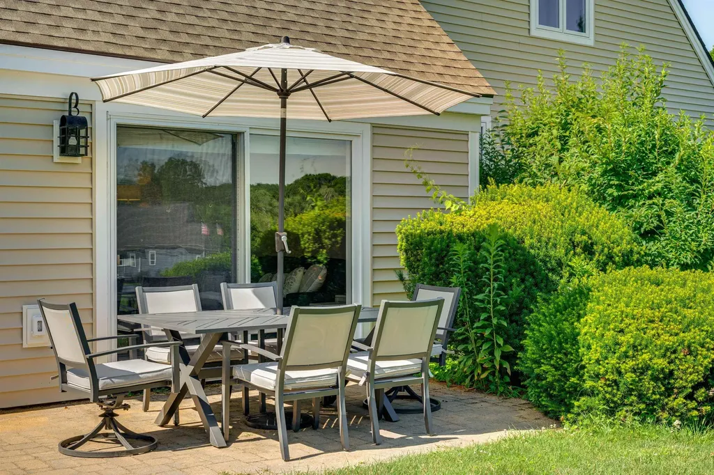 9 Fells Way Laconia NH 03246