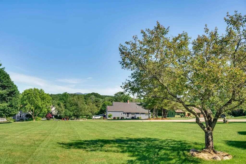 9 Fells Way Laconia NH 03246