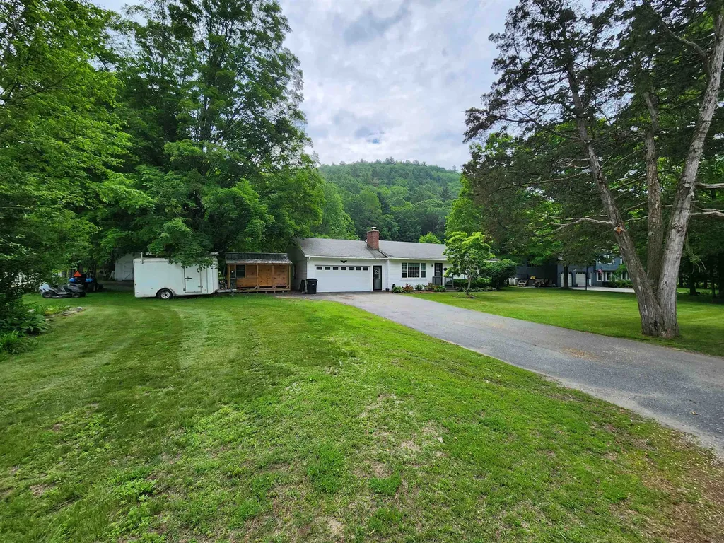 107 Old Church Road Claremont NH 03743