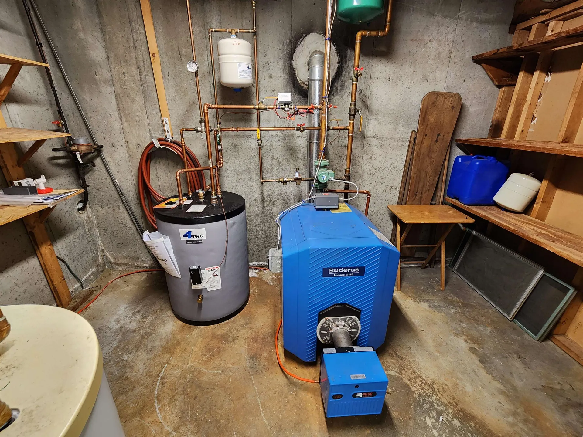 107 Old Church Road Claremont NH 03743