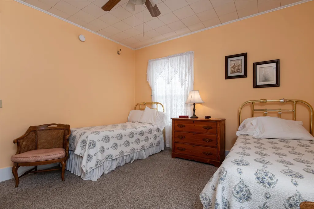 40 The Common Chester VT 05143