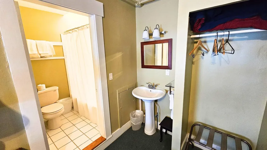 40 The Common Chester VT 05143