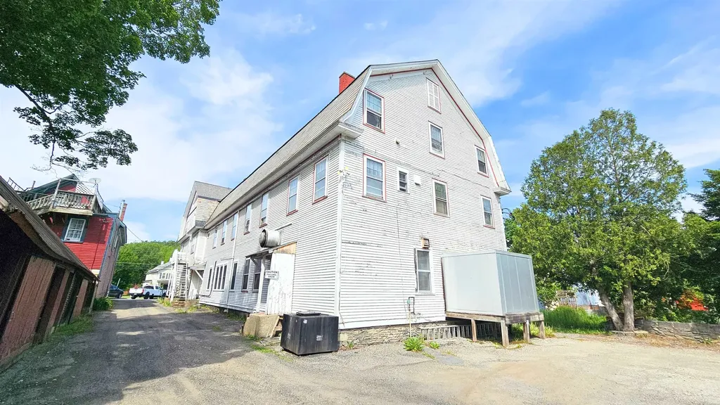 40 The Common Chester VT 05143