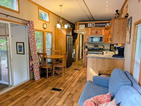 93 High Country Way Holderness NH 03245