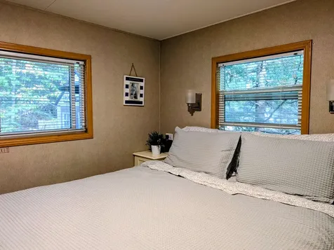 93 High Country Way Holderness NH 03245