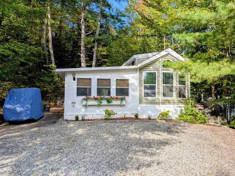 93 High Country Way Holderness NH 03245