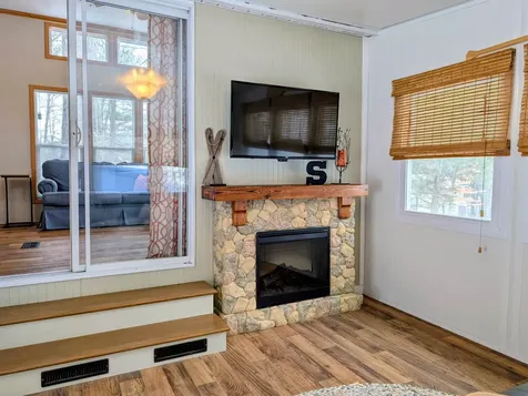 93 High Country Way Holderness NH 03245