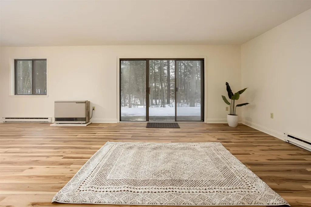 91 Bayberry Lane South Burlington VT 05403