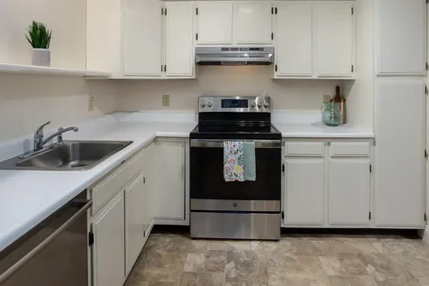 91 Bayberry Lane South Burlington VT 05403