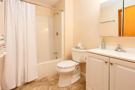 91 Bayberry Lane South Burlington VT 05403