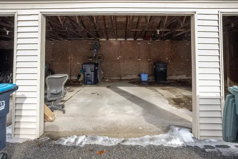 91 Bayberry Lane South Burlington VT 05403