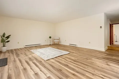 91 Bayberry Lane South Burlington VT 05403