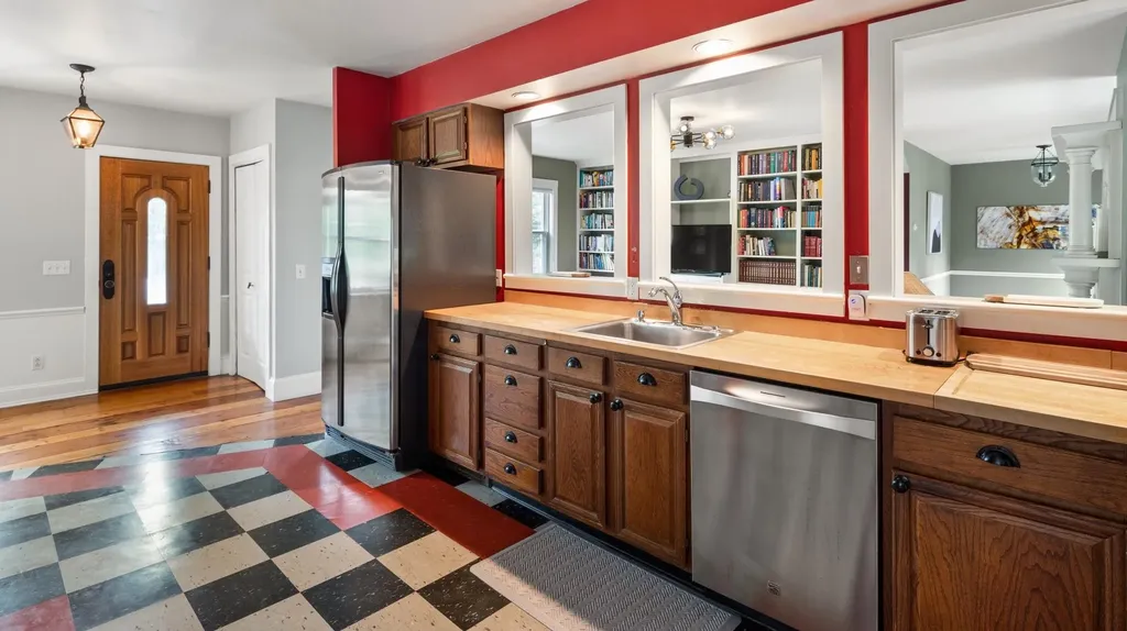 4 Highland Avenue Stowe VT 05672