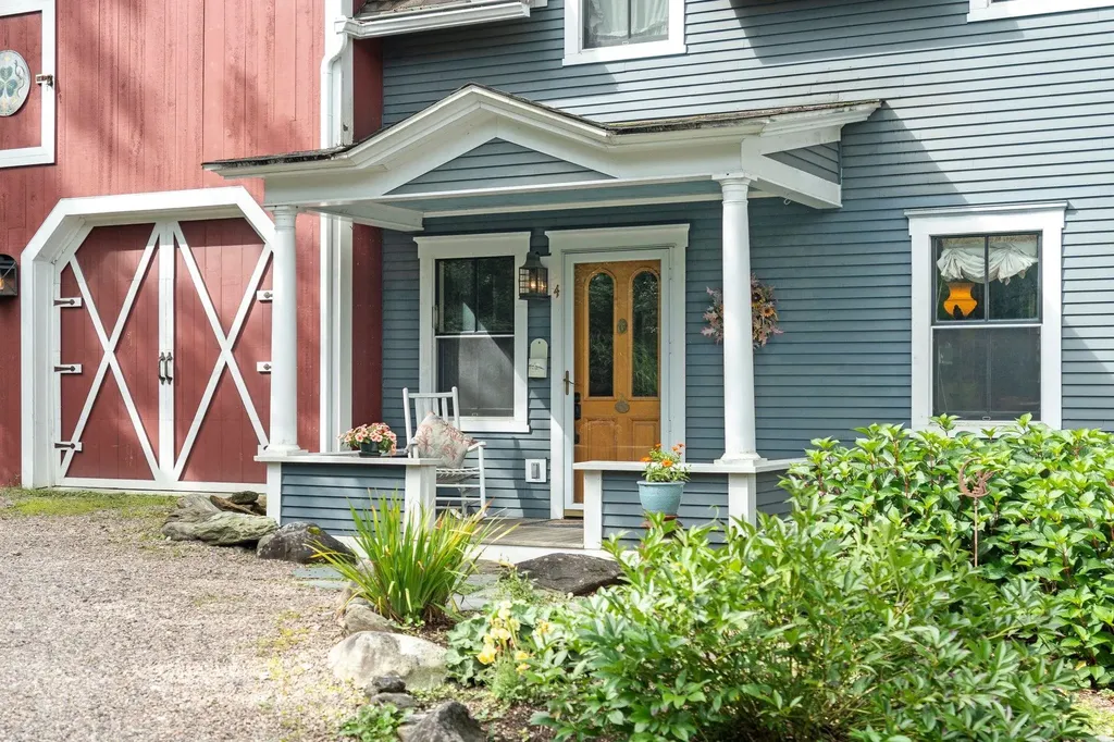 4 Highland Avenue Stowe VT 05672