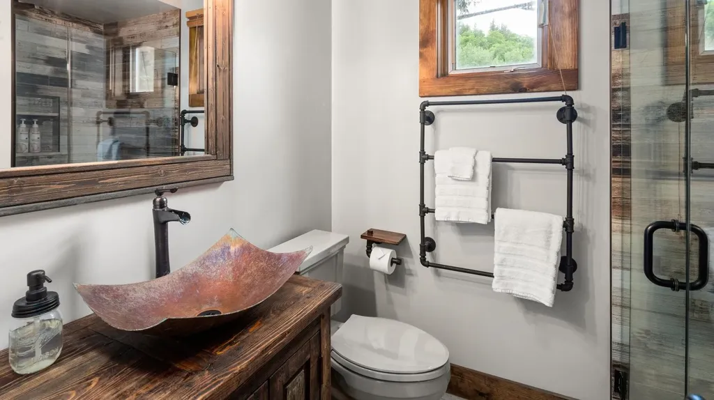 4 Highland Avenue Stowe VT 05672