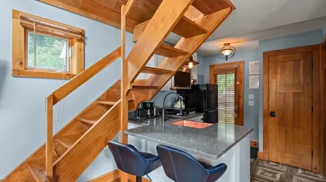 4 Highland Avenue Stowe VT 05672