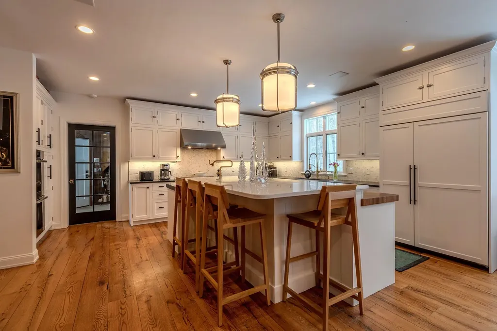 41 Stark Farm Road Winhall VT 05340