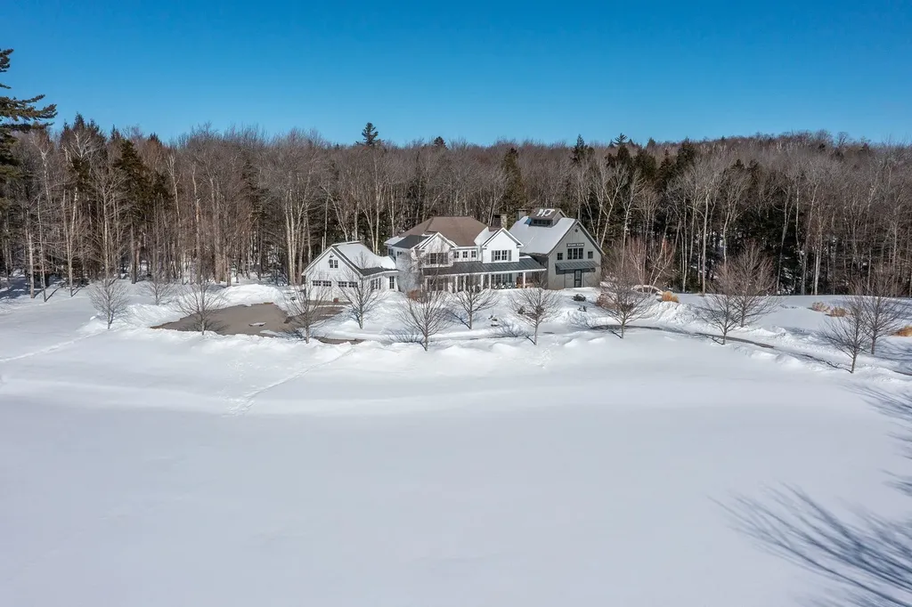 41 Stark Farm Road Winhall VT 05340