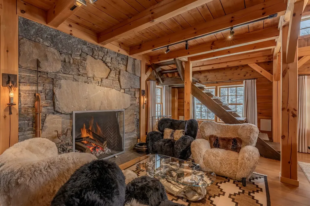 41 Stark Farm Road Winhall VT 05340