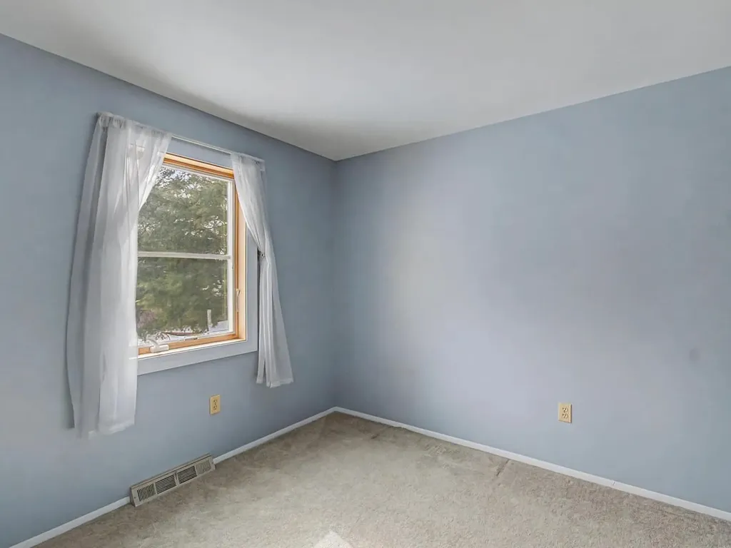 63 Fairmont Place Burlington VT 05408
