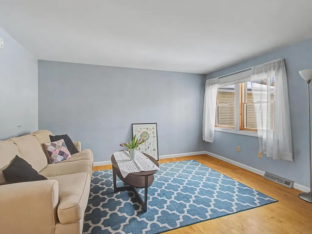 63 Fairmont Place Burlington VT 05408