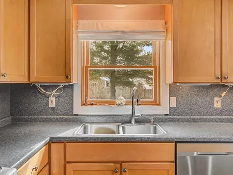 63 Fairmont Place Burlington VT 05408