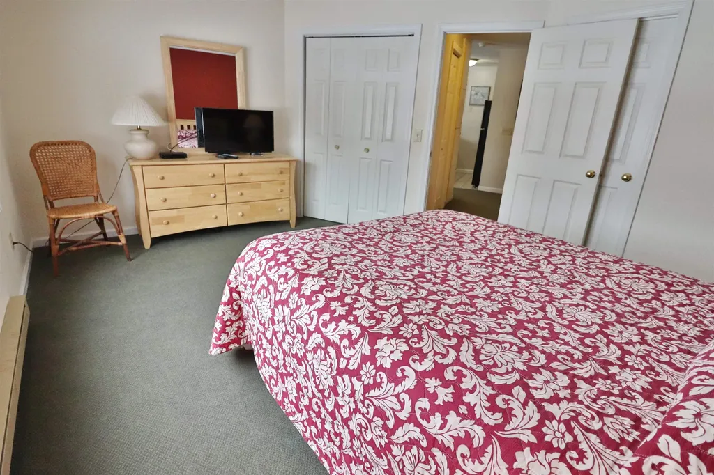 156 Deer Park Drive Woodstock NH 03262