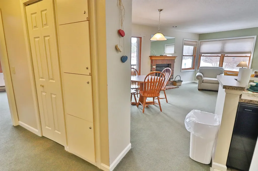 156 Deer Park Drive Woodstock NH 03262