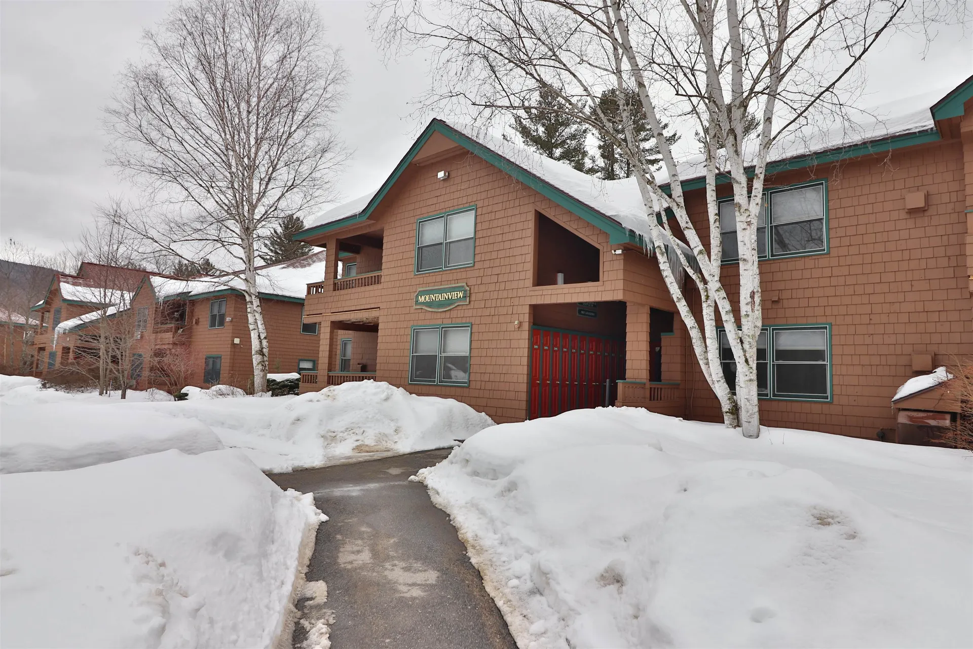 156 Deer Park Drive Woodstock NH 03262
