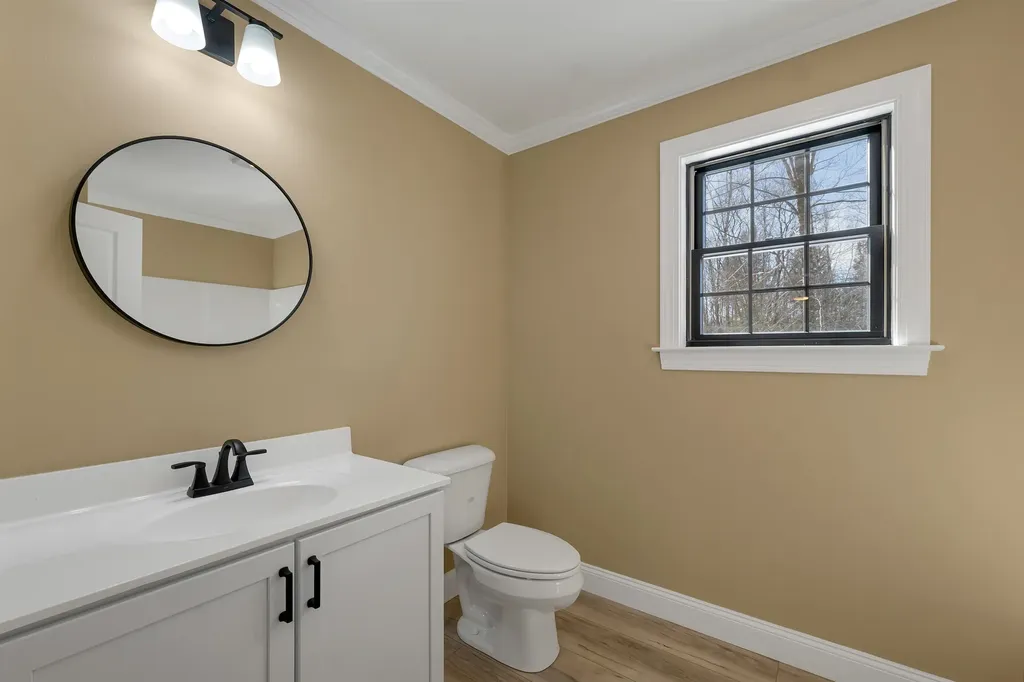 29 Eastman Hill Road Sanbornton NH 03269