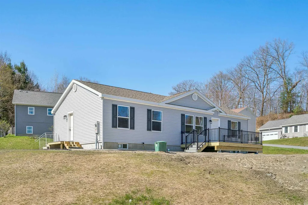 169 Butternut Road Hartford VT 05001