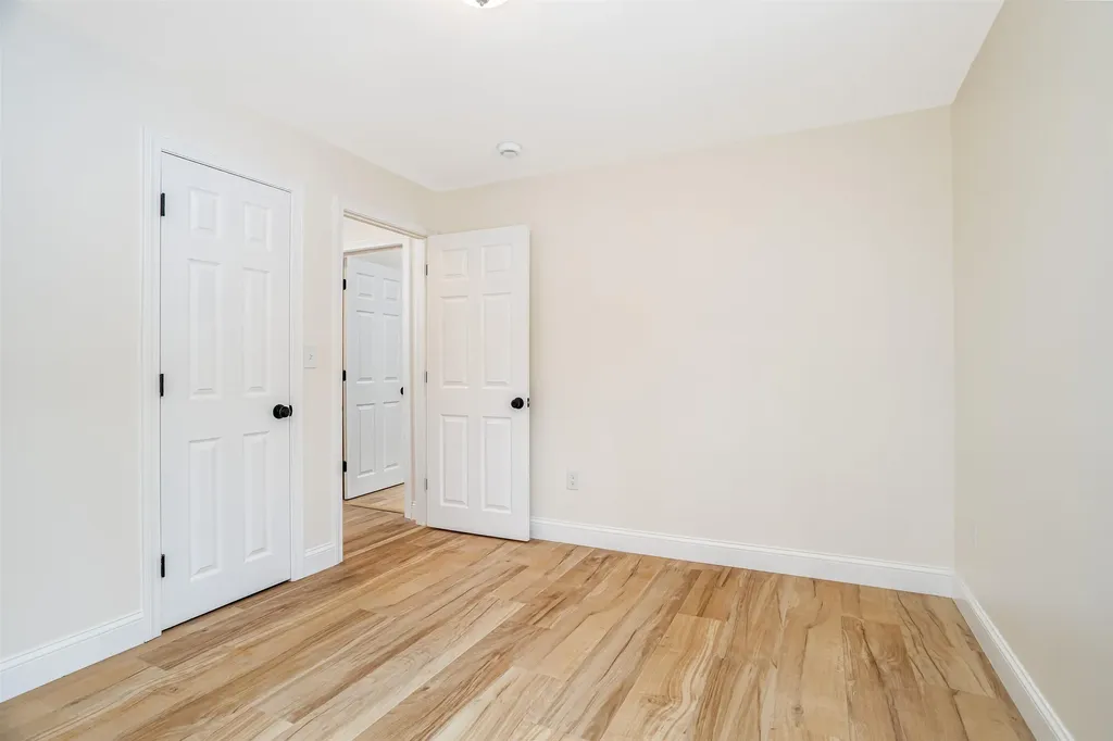 8 King Arthur Drive Farmington NH 03835