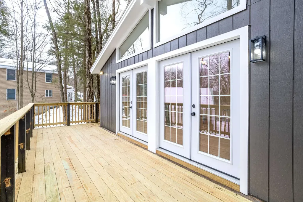 8 King Arthur Drive Farmington NH 03835