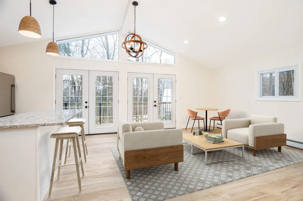 8 King Arthur Drive Farmington NH 03835