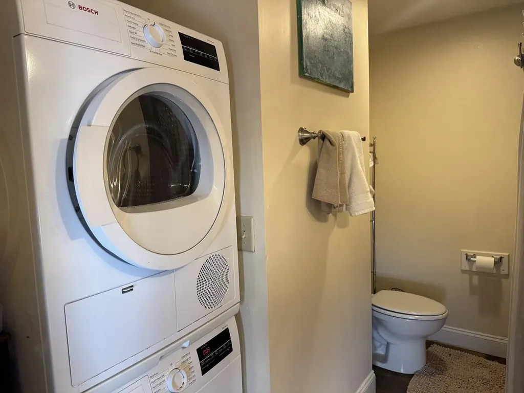 187 North Champlain Street Burlington VT 05401