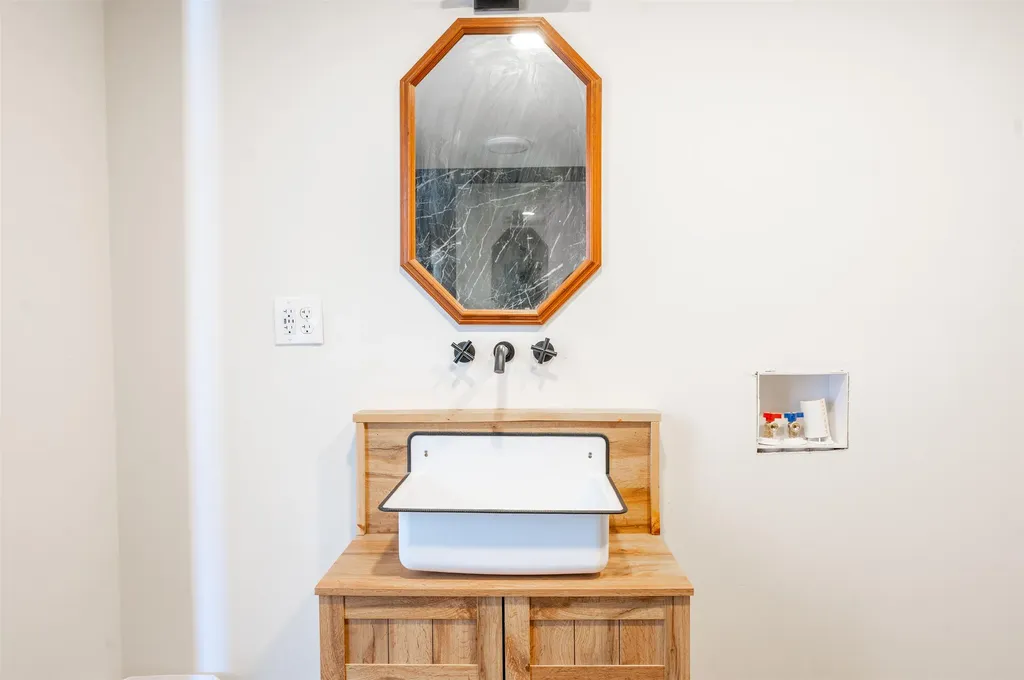 109 Morgan Road Tinmouth VT 05777