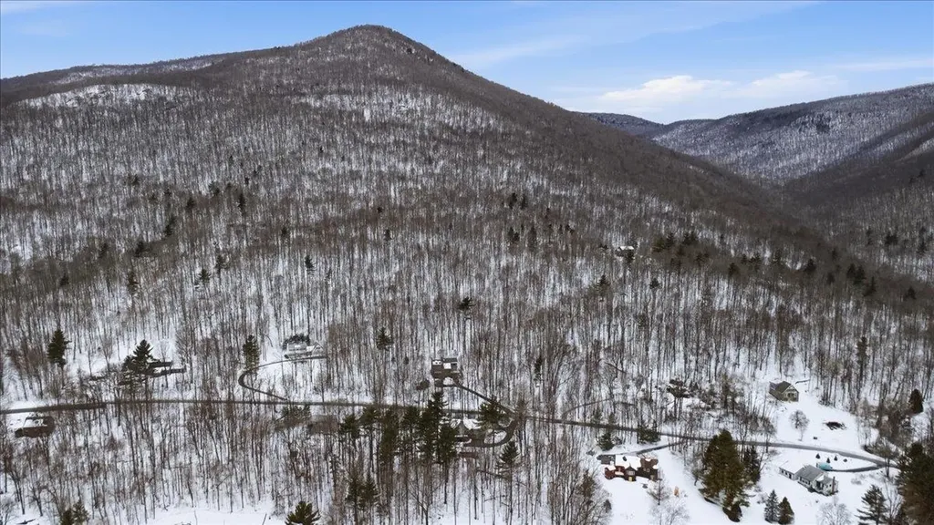 297 Farm Road Arlington VT 05250