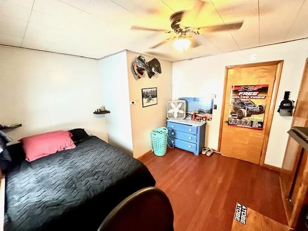 942 Main Street Albany VT 05820