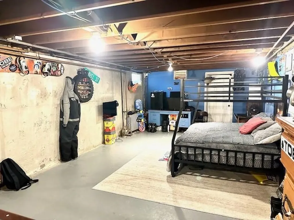 942 Main Street Albany VT 05820