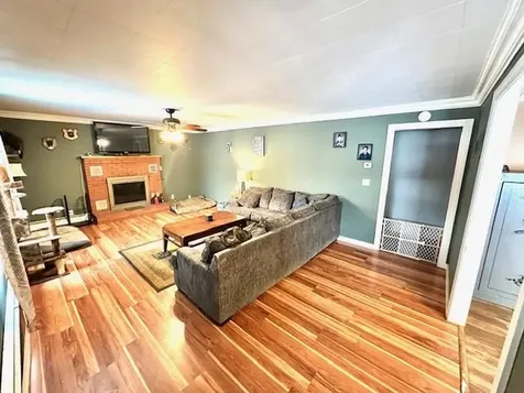 942 Main Street Albany VT 05820