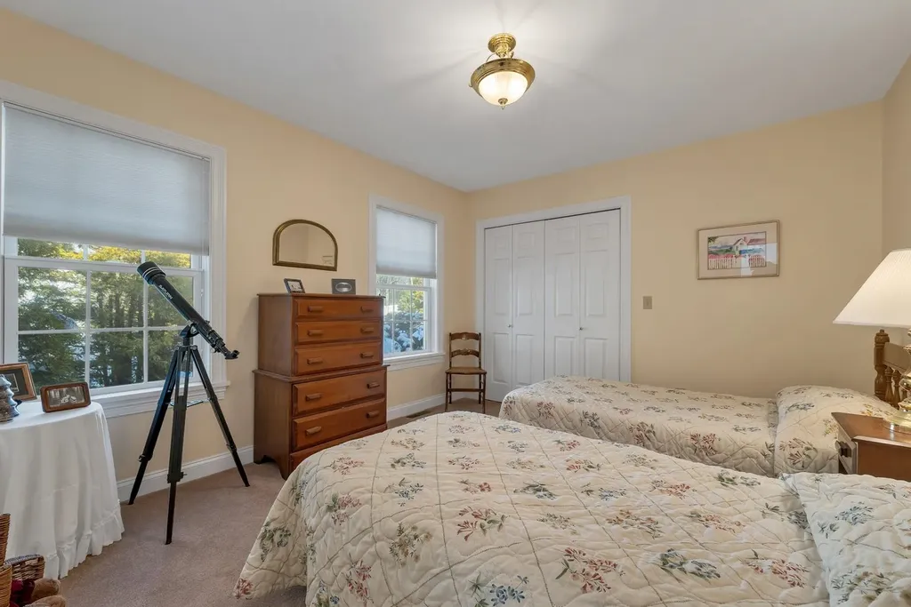 6 Governor Wentworth Highway Tuftonboro NH 03816