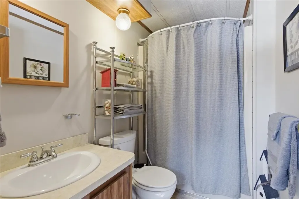 838 Middlewood Road Williston VT 05495