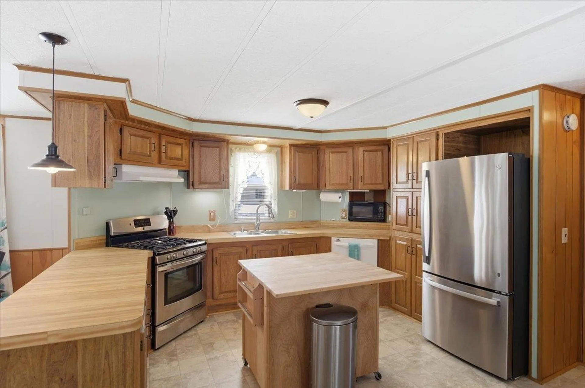 838 Middlewood Road Williston VT 05495